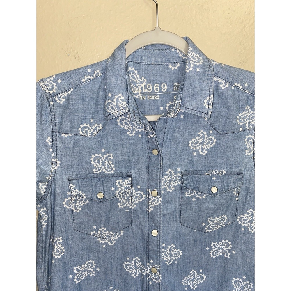 Gap Denim Shirt Dress Small Long Sleeve Pearl Snap Pockets Western Chambray - Picture 2 of 8